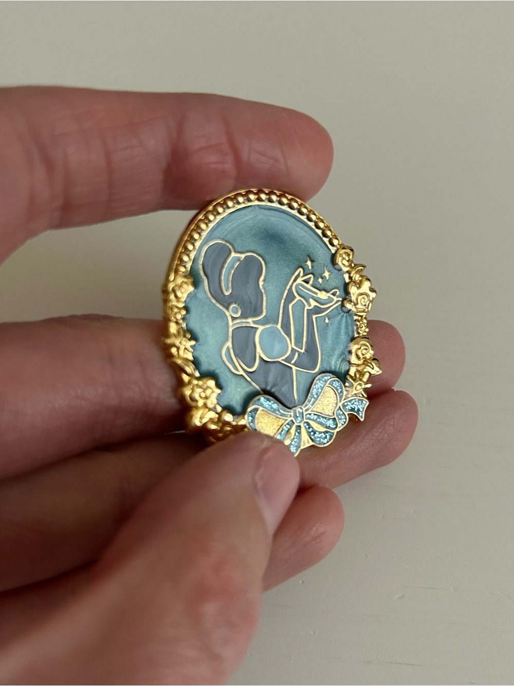 Tokyo Disney Japan Cinderella Pin - Picture 4 of 4